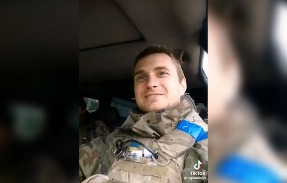 Ukraińscy żołnierze śpiewają znaną piosenkę Marka Grechuty. Koniecznie tego posłuchaj
