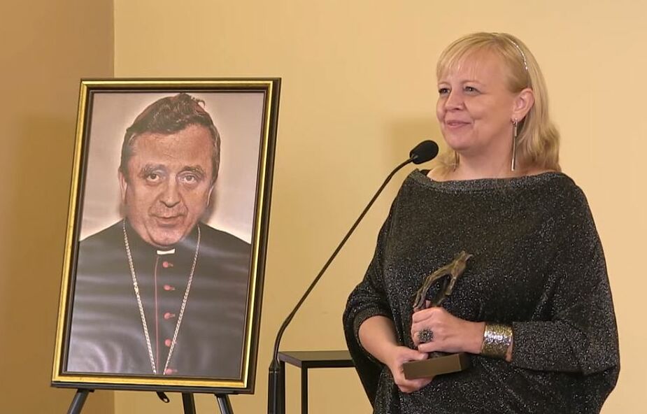 Monika Białkowska laureatką Nagrody Dziennikarskiej „Ślad” im. bp. Jana Chrapka
