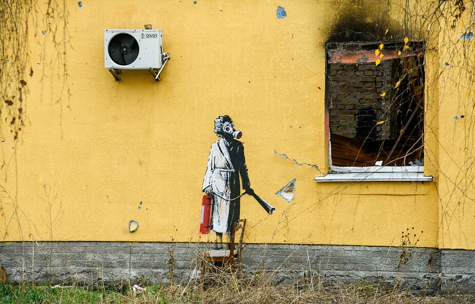 Słynny artysta Banksy stworzył co najmniej siedem murali na Ukrainie. Na jednym z nich jest Putin