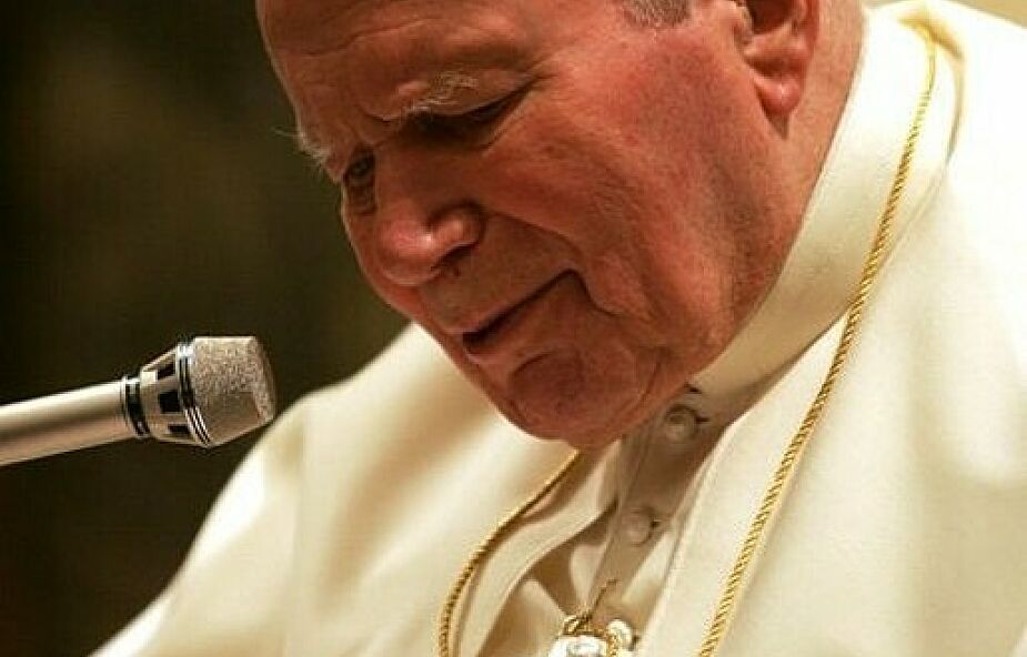 Rada Stała KEP: dla Jana Pawła II skrzywdzenie dziecka było jak profanacja Najświętszego Sakramentu