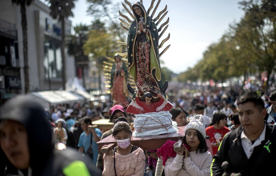 Meksyk: 11 mln pielgrzymów obchodziło święto Matki Bożej z Guadalupe