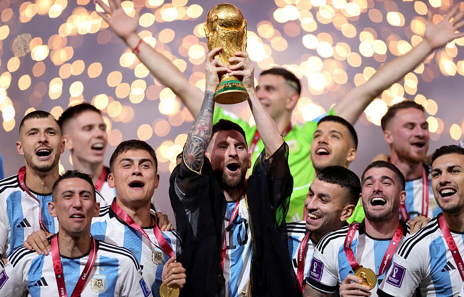 Argentyna mistrzem świata w piłce nożnej. Media: wygraliśmy finał, cierpiąc na własne życzenie