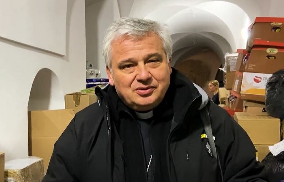 Kard. Krajewski organizuje zbiórkę odzieży termicznej dla mieszkańców Ukrainy