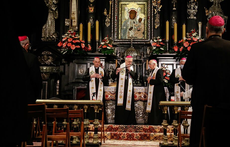 W kościołach w całej Polsce odśpiewano suplikację w intencji pokoju na Ukrainie
