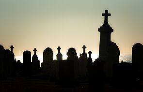 W Australii zdewastowano grobowce. Policja podejrzewa satanistów