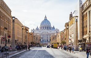 Watykan zorganizuje turniej padla, aby pomóc chorym dzieciom z ubogich rodzin