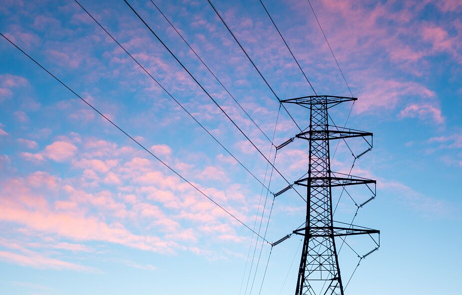 RCB: ponad 135 tys. odbiorców nadal pozostaje bez prądu