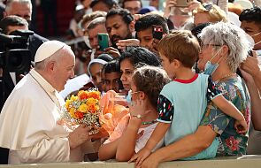 Papież: módlmy się za dzieci żyjące pod bombami