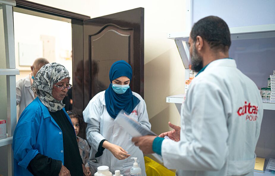 Caritas Polska wspiera lokalne przychodnie lekarskie w Jemenie
