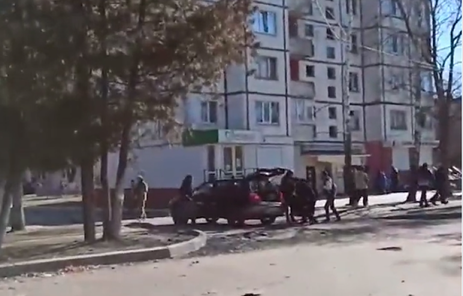Wojna na Ukrainie. Rosjanie zastrzelili co najmniej 10 osób czekających w kolejce po chleb