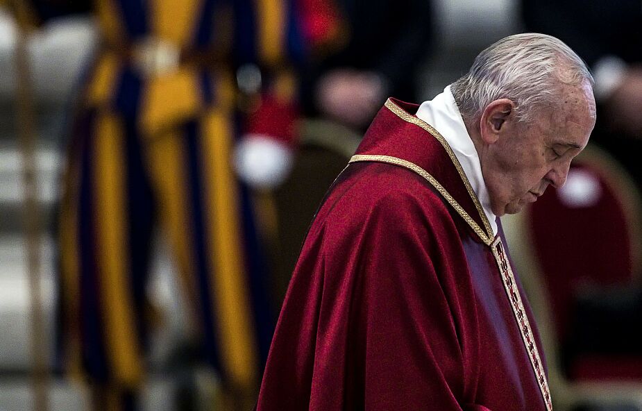 Watykan: papież Franciszek przewodniczył liturgii Męki Pańskiej
