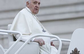 "Papieże nie mogą być kimś w rodzaju kapelanów wojskowych na wojnie"