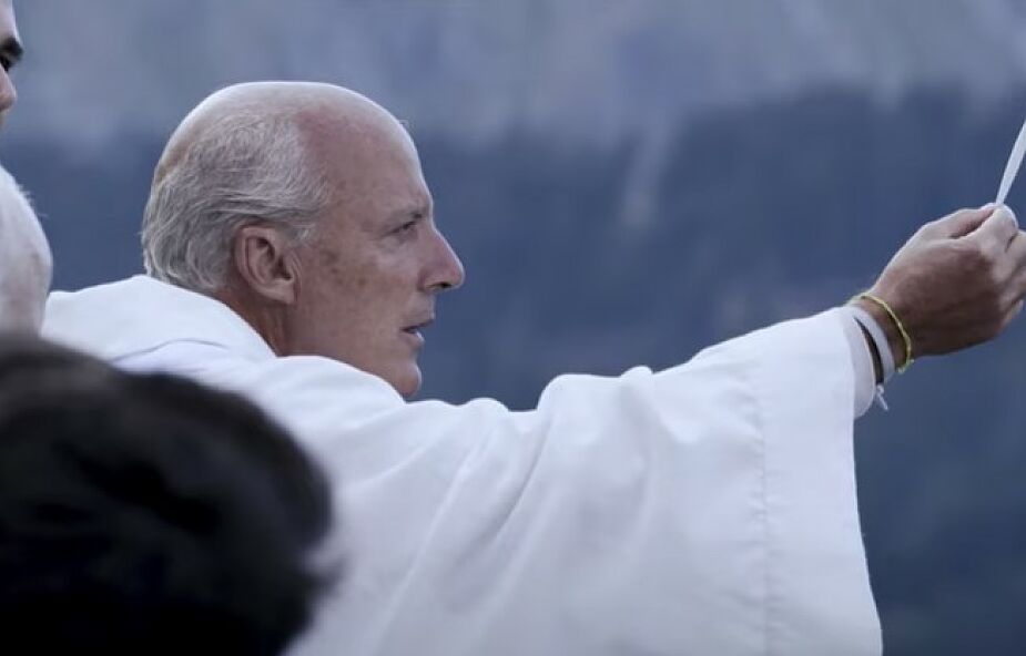 Papież Franciszek zachęca do obejrzenia filmu o Eucharystii „ALIVE”