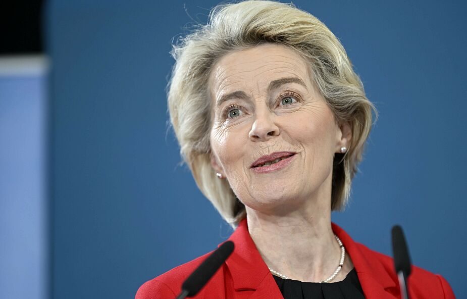 Von der Leyen wręczyła prezydentowi Zełenskiemu dokumenty dotyczące przystąpienia Ukrainy do UE