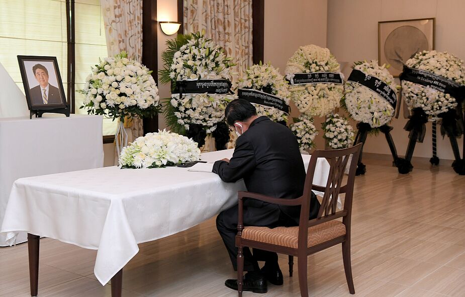Morderstwo byłego premiera Japonii: podejrzany o zabójstwo wierzył, że przez polityka zbankrutowała jego matka