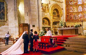 Hiszpania. Tyko 30 tys. ślubów kościelnych w 2021 r.