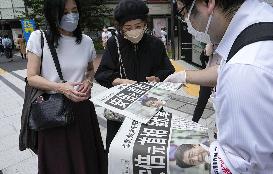 Japonia: zamach na byłego premiera. Trwa walka o jego życie