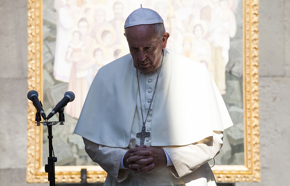 Papież: jestem głęboko zasmucony zamachem na Shinzo Abego