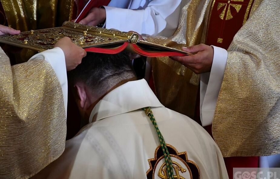 Ks. Adrian Put przyjął święcenia biskupie. Jest nowym biskupem pomocniczym diecezji zielonogórsko-gorzowskiej