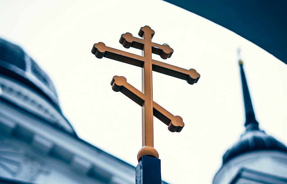 Dlaczego prawosławny krzyż ma poprzeczkę?