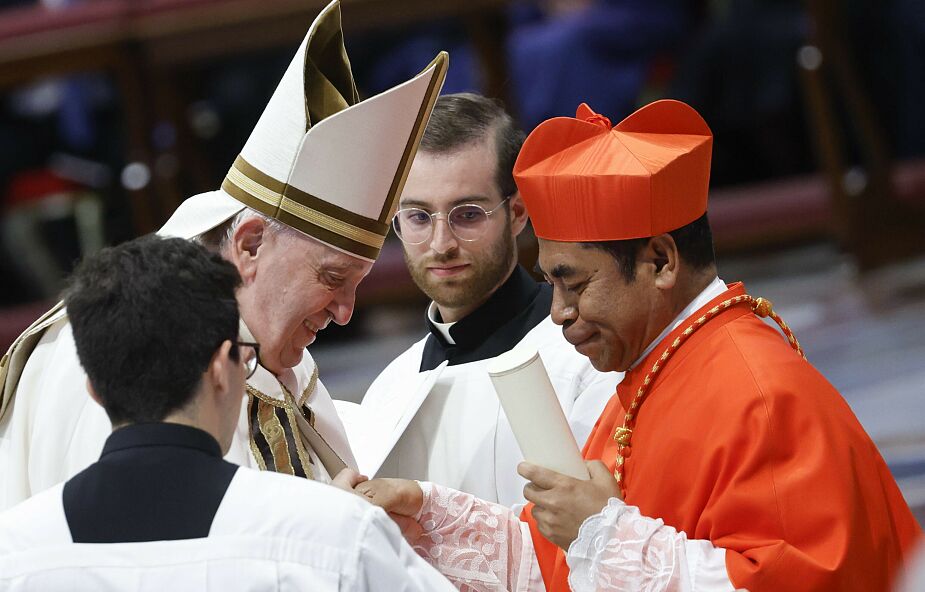 Watykan: ewangelizacja i reforma Kurii rzymskiej tematami obrad kardynałów