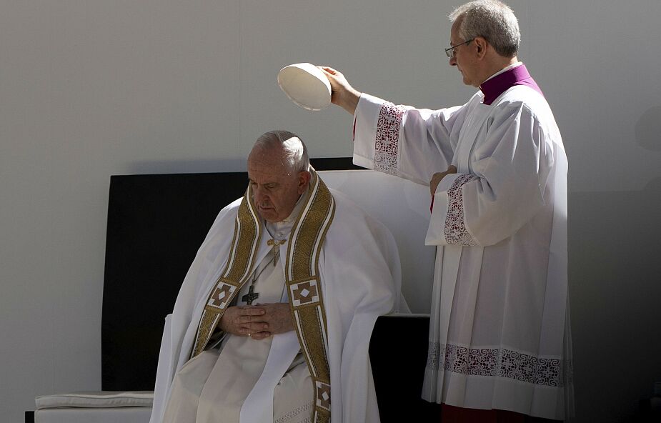 Czy papież Franciszek już osiągnął wiek emerytalny?