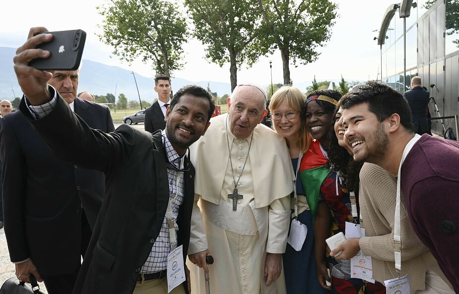 Franciszek odwiedził jadłodajnię dla ubogich na południu Włoch
