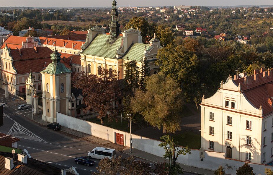 Sandomierz: potężna nawałnica znacznie uszkodziła bazylikę katedralną