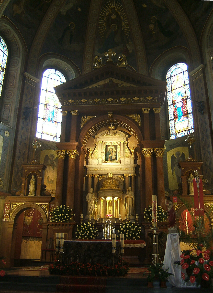 Sanktuarium Matki Boskiej Piekarskiej - PetrusSilesius, Public domain, via Wikimedia Commons