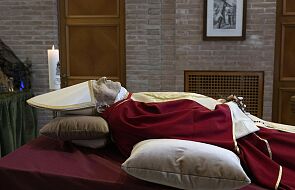 Opublikowano pierwsze zdjęcia zmarłego papieża Benedykta XVI
