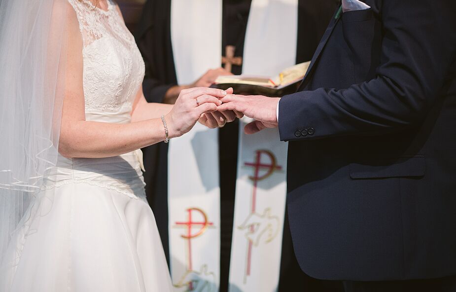 Diecezja kaliska wprowadza nowe zasady przygotowania do sakramentu małżeństwa