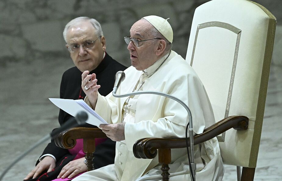 Papież: Kazanie ma trwać "8-10 minut", wystarczy jeśli wierni zapamiętają "jedną myśl"