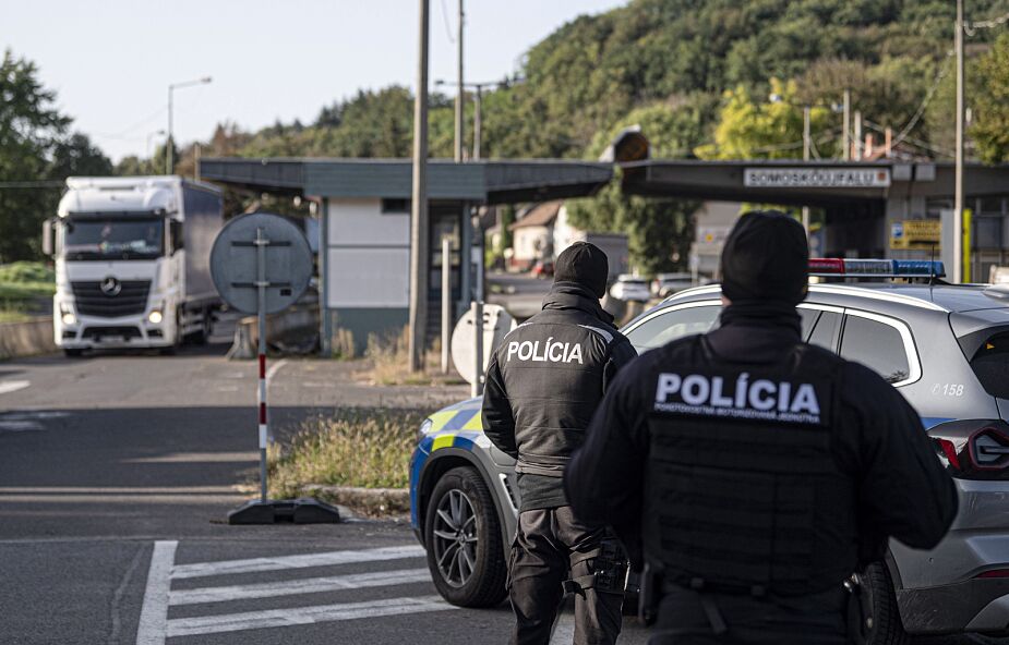 Straż Graniczna: Prawie 6 tys. skontrolowanych na granicy ze Słowacją