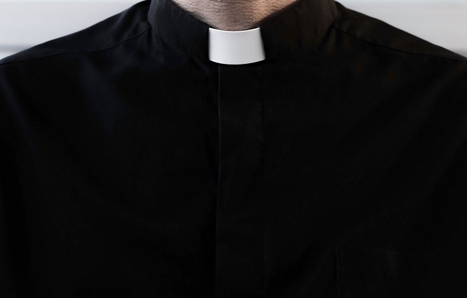 Duchowny przeprasza za skandal w Dąbrowie Górniczej: Jesteście w Kościele dla Boga, nie dla księży
