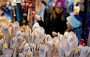 Jarmark bożonarodzeniowy na Rynku Głównym w Krakowie uroczyście otwarty
