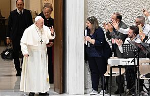 Papież modli się za ofiary katastrof naturalnych