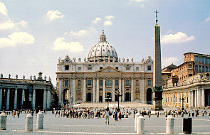 Proces w Watykanie: Kard. Parolin wystosował stanowczy list