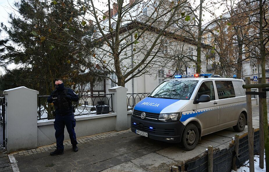 Poznań: Napad w centrum miasta. Ochroniarz niegroźnie ranny nożem