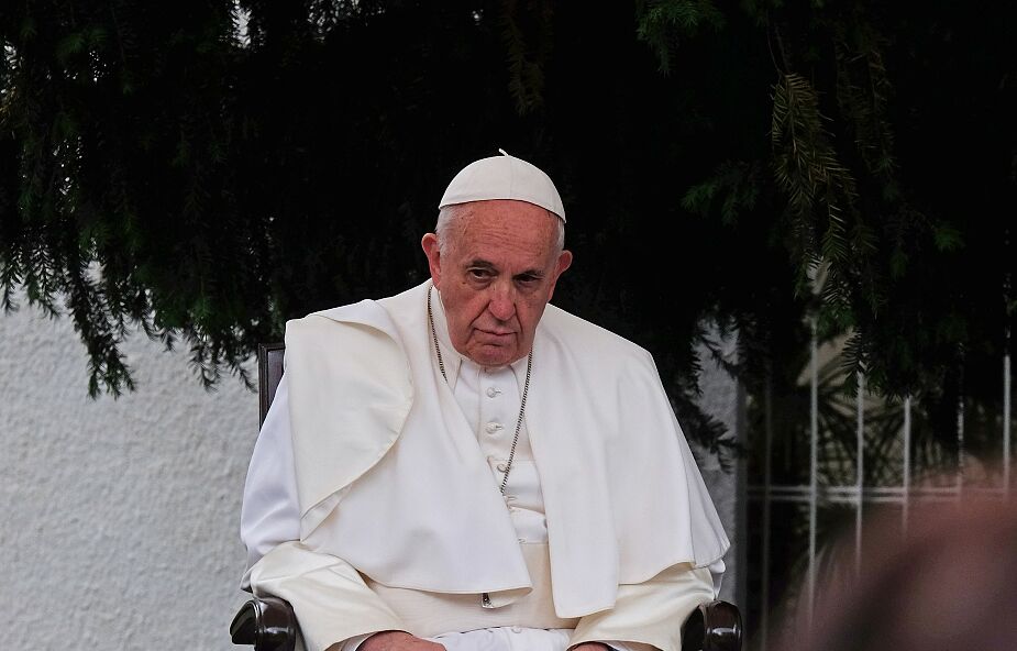 Papież odprawia sześciodniowe rekolekcje w ciszy. Zaprosił na nie wszystkich kardynałów przebywających w Rzymie