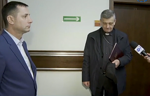 Janusz Szymik zeznawał w procesie przeciw diecezji bielsko-żywieckiej. W sądzie był też obecny bp Roman Pindel