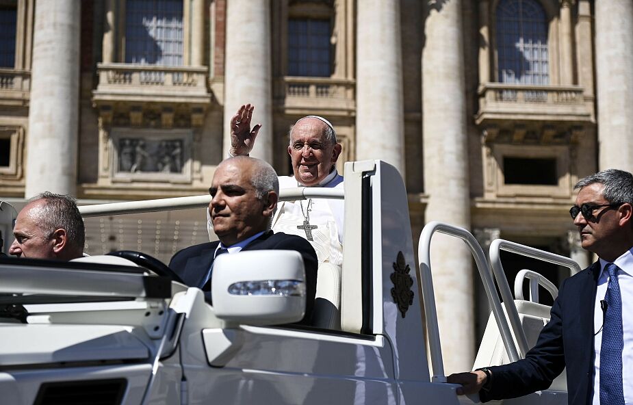 Papież Franciszek rozpoczął pielgrzymkę na Węgry. To jego 41. zagraniczna podróż