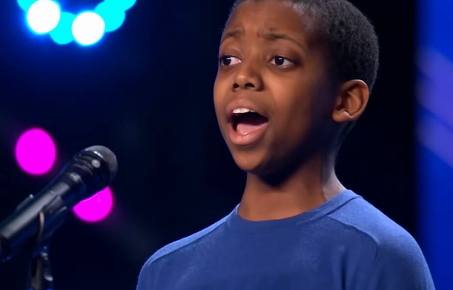 13-latek w "Mam talent" zachwycił świat pieśnią o Jezusie. Simon Cowell wcisnął złoty przycisk
