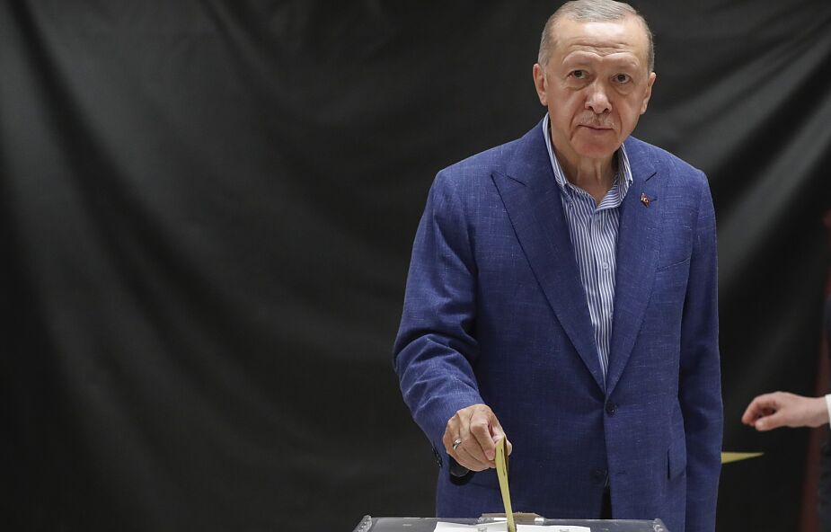 Wstępne wyniki: Erdogan wygrywa drugą turę wyborów prezydenckich