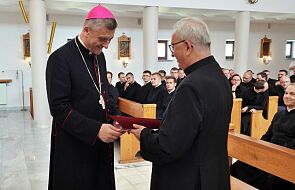 Zmiany księży 2023 w diecezji bielsko-żywieckiej. Bp Pindel wręczył 54 dekrety