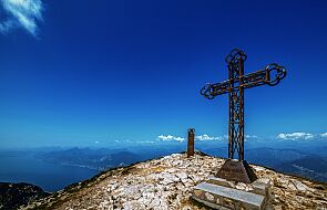 Włochy/ Klub Alpejski wywołał polemikę sprzeciwiając się nowym krzyżom na szczytach gór