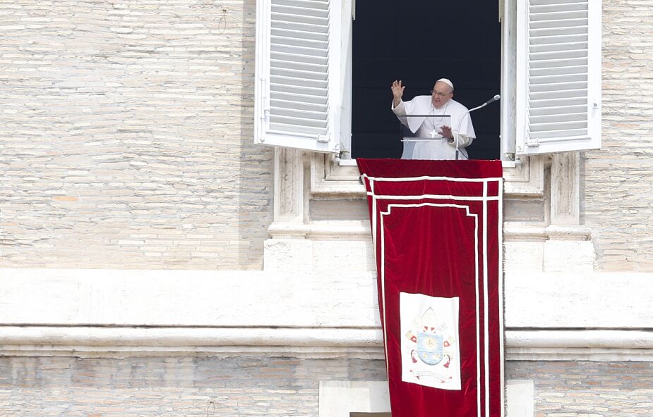 Papież zapewnił o modlitwie za ofiary wypadku w Indiach i za udręczoną Ukrainę