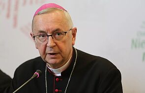 Abp Gądecki zapewnia papieża o modlitwach Polaków w jego intencji