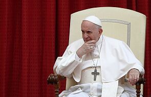 Nowy sekretarz papieża został wyświęcony zaledwie pięć lat temu. Kim jest ten kapłan?