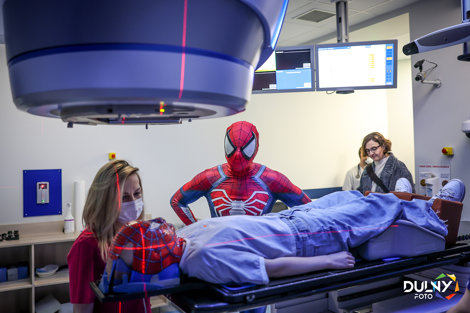 Badanie - radioterapia (Fot. DULNY FOTO/Faundacja Liga Superbohaterów)