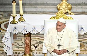 Francja/Papież: Otwórzmy drzwi kościołów i plebanii, ale przede wszystkim drzwi serca